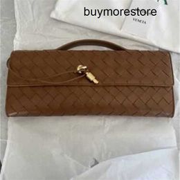 7a BottegVenetas Andiamo Long Clutch Handbag Weave Handswen Bag Brand With