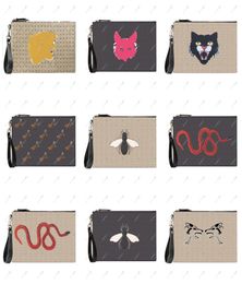 Italian Fashion Pouch Designer Wallets Envelope Bag Casual Vintage Clutch Bags Toiletry Bag Cosmetic Bags Handbag Wallet Coin Purse 473904 30x21x1.5cm4907944