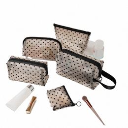 2024 New Mesh Hearts Pattern Makeup Bag Mini Cosmetic Pouch Transparent Toiletry Kits Portable Travel Lipstick Storage Bags D0mT#