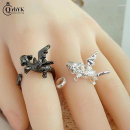 Cluster Rings Creative Funny Black Flying Dragon For Women Man Adjustable Animal Open Luxury Couple Rock Party Jewelry Gift