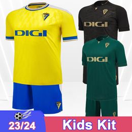 2023 24 Cadiz Kids Kit Soccer Jerseys JUANMI IZA SOBRINO ZALDUA JAVI HDEZ ALEX I. ALEJO ESCALANTE DARWIN Home Child Suit Football Shirts