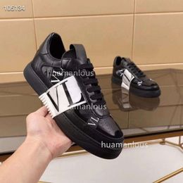 Letters Sports Sneakers Designer Shoes High Trainer Sneaker Lovers' Versatile Leather Super Heightening Quality Men's Shoe Valenstino Fashion Y74O