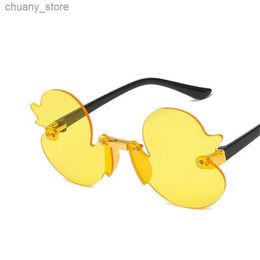 Sunglasses Fashion Rimless Childrens Sunglasses Cartoon Duck Shape Kids Shade Cute Glasses Party Decorative Glasses for Child UV400 Y240416