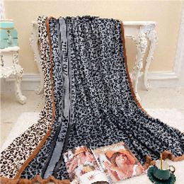New Trendy Brand Thickened Golden Mink Baby Car Nap, Plush Cover Blanket, Alr Conditioning Blanket