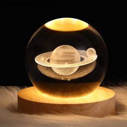 Lamps Shades Unique Glowing Planetary Galaxy Astronaut Crystal Ball Night Light USB Power Warm Bedhead Light Christmas Childrens Gift Night Light Q240416