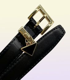 2022 Famous brand triangle women039s small belt black pin buckle belt top quality designer new leather waistband for woman girl1086870