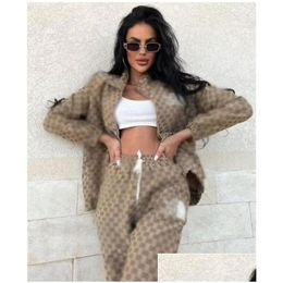 Womens Two Piece Pants New Brand For Tracksuits Casual Fashion Girls Printed Two-Piece Jogger Set Jacket Add Pant Ladies Tracksuit Swe Otuvg