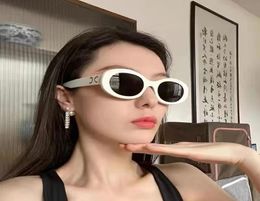 Fashion Round Sunglasses Eyewear Sun Glasses Designer Brand Black Metal Frame Dark Glass Lenses for Mens Womens8339421