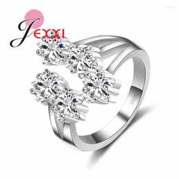 Cluster Rings Special Five Star Design 925 Sterling Silver Shiny Cubic Zirconia Women Pretty Ring For Engagement Gift High Quality