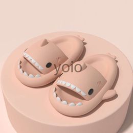 men women shark slippers summer beach slides adult kids cartoon slide pink red comfortable soft indoor outdoor platform sandals shipping