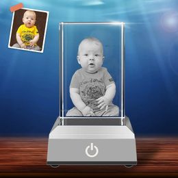 2D/3D Laser Engraved Crystal Po Frame Personazlied Pets Picture Cube Glass Alubms Gifts for Wedding Anniversary Keepsake 240403