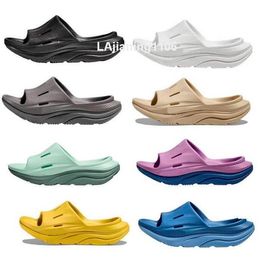 Hokah Recovery Mule Slides 3 Slifori uomini Donne U Ora Triple Black Black Summer Beach Platform Outdoor Piatta