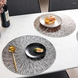 Table Mats European Light Luxury Round Hollow Pvc Placemat Heat Insulation Mat Home Non-slip Bowl Steak Tray