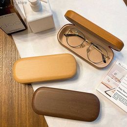 Sunglasses Cases 1Pc Vintage Wood Grain Metal Glasses Box Women Men Portable Hard Leather Waterproof Reading Glasses Sunglasses Case Eyeglass Box Y240416