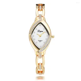 Wristwatches Luxury Female Clock Fashion Women's Bracelet Watch Set With Diamond