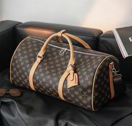 High quality gradient fashion travel bag men women duffle leather luggage handbags large capacity sport multicolor Girls Boys back5493504