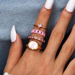 Cluster Rings 4 Pcs/Set Sweet Tai Chi Crystal Heart Set Fashion Punk Geometric Finger For Women Jewelry Gifts