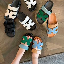 Slippers 2023 Summer New Slippers for Women Wearing Thick Sole One Line Velcro Casual Colour Block Cool Slippers for Women T240416