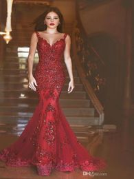 2020 Burgundy See Through Back Mermaid Evening Dresses Red Dubai Long Sequins Sweetheart Lace Appliques Prom Pageant Dresses Arabi1079959