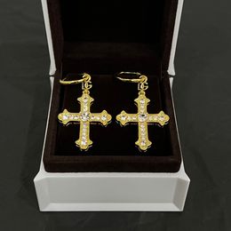 Elmas kakma saplamalı küpeler ile çapraz mektup tasarım 18k altın kaplama kadınlar sevgililer anneler günü düğün doğum günü tasarımcısı mücevher hediyeleri Hder4 --- 026