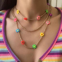 Chokers Multilayer Handmade Rice Beads Flower Short Collar Necklace For Women Fashion Bohemian Colorful Daisy Choker Beach Gift7154759
