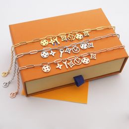 With BOX Classic Designer Bracelet Bangle Key Flower Gold Silver Charm Bracelets 18K Gold Plated Women Luxury Jewellery