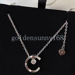 Premium Diamond Necklace Chains Designer Jewellery Pendant Choker Vogue Women Brand Letter Pendants 18k Gold Copper Men Womens Wedding Jewellery Accessories