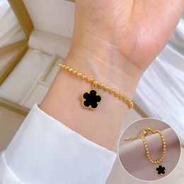 Van -Bänder Designer Luxus Clover Designer Armband Mutter von Perle 18K Gold Marke Liebe Bangle Charm Armbänder leuchten Kristall Diamant Schmuck für Frauen