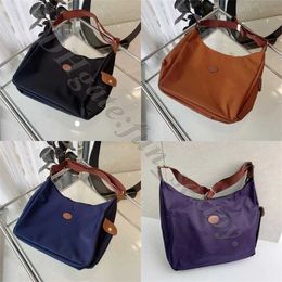 Underarm Bag Nylon Postman Luxury Designer Handbags Hobo Beach Crossbody Same Relaxed 2024 Tote Commuting Style Women Wallet Purse Handbag T6G8