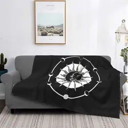 Blankets Phases Design Blanket Sun And Moon Velvet Autumn/Winter Cute Thin Throw For Car Plush Quilt