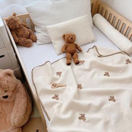 Blankets Ins Born Baby Blanket Waffle Korean Bear Embroidery Kids Sleeping Cotton Bedding Accessories