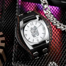 Wristwatches Hip Hop Cool Design Rock Punk Style Skull Watch Men's Leather Strap Vintage Rivet Bracelet Quartz Gift