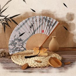 Decorative Figurines Bamboo Folding Fan Vintage Chinese Style Antique Silk Hand Summer Portable Printed Held Dance Craft Home Decoration