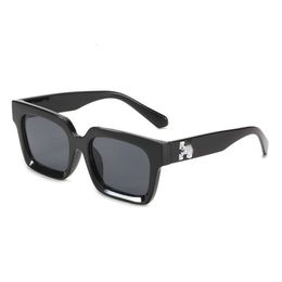 Luxury Mens Offs Sunglasses Brand Off Street Womens Uv400 Arrow x Sun Glasses Frame Accessories Sunglass Frames Hip-hop Square Sports Travel Sunglasse KXAF