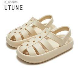 Sandals UTUNE Roman For Women Men Couple Outdoor Beach Shoes SummerThick Cushion Breathable Non-slip Platform Sandal White H240416 20A4