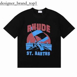 Rhude New 2024 Designer Mens T Shirt Trendy Graphic Printed Womens Mens Clothing Rhude Shirt Short Sleeve Letter Graffiti Loose Rhude Shirt High Quality Tee 7993