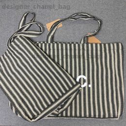 Totes Lotte Japan South Korea AP Vertical Stripe Shopping Bag Handheld Bag Single Shoulder Mens and Womens Handheld Canvas Bag T240416