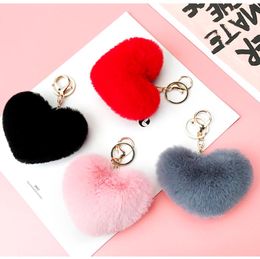 Cute Keychain Fake Rabbit Fur Heart Pompom Key Chain Women Girl Bag Cars Simple Fluffy Keyring Jewelry Party Gift 20pcs4148238