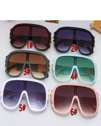 summer woman Fashion outdoors driving sunglasses ladies Leisure Transparent ocean lens unisex Sun glasses letter printing Cycling2900158