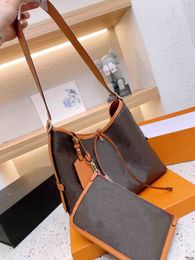 Classic Designer Tote Shoulder bag MICHAEL KADAR Purse Vintage Brown flower Leather Handbags Women Large Capacity Composite Brown Shopping Handbag Wallets