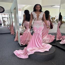 Pink Black Girls Prom Dresses With Rhinestone Crystal See Through Side Mermaid Evening Gowns Plus Size Black Women Velvet Formal Occasion Party Gowns Vestios Para