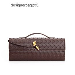 Underarm Versatile Crossbody Bags Leather Women High Long 2024 Weave Autumn Bottegs Clutch Venetass Winter Bag Capacity Andiamo Quality Large Lady 9VNT