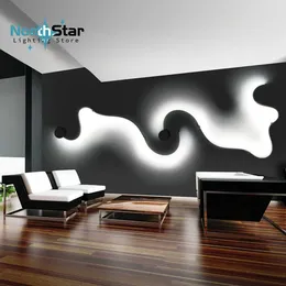 Wall Lamp Simple Creative Curve LED White/Black For Bedroom Bedside Decoration Nordic Acrylic Designer Living Room Light
