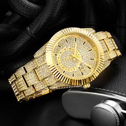 Luxury Crystal Men Watch Fashion Full Diamond Bling Quartz Timepiece Classics Design Bracelet Automatic Calendar Watches 240407