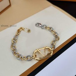 Charm Bracelets Elegant Women Trendy Luxury Brand Designer Crystal Bracelet Gold Silver Plated Clover Flower Letter Link Chain Bracelet Classic Fashion Jewellery