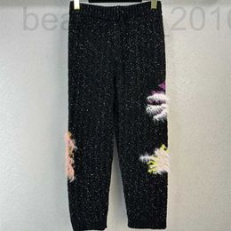 Women's Pants & Capris designer 2024 Early Spring New Nanyou Cha Small Fragrant Wind Contrast Heavy Industry Feather Tassel Colourful Sequin Knitted for Women S144