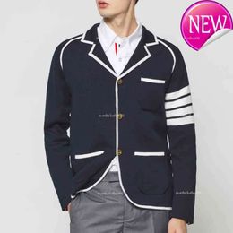 2022 Fashion Brand Jacket Men Casual Suit Slim Fit Mens Formal Blazer Wool Autumn Winter Coat Striped Cardigan Sweater