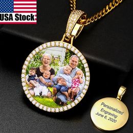 Round Medallions Custom Po Pendant Necklace Men Hip Hop Jewellery Personalised Custom Name Engraved Pendant Zircon Chains Gift 240414