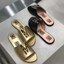 High quality sandal Luxurys Shoe Summer moschi pool sliders women Flat slide Leather sexy Loafer Mule men Designers Sandale Beach Shoes Slipper walk hike outdoors