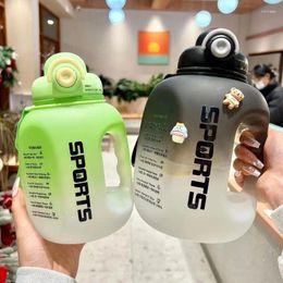 Water Bottles 1.6l/2.5l Sport Bottle Portable Fitness Kettle With Straw Large Capacity Outdoor Drinking Gradient Tonne